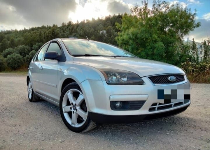 Usado 2007 Ford Focus Sedan | € 4.500 (Preço justo) - Imagem 1/4
