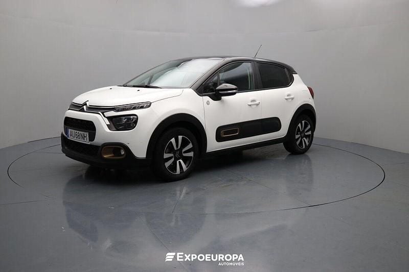 Branco Usado 2022 Citroën C3 PureTech Sedan | € 13.490 (Preço justo) - Imagem 1/4