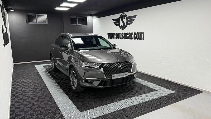 Cinza Usado 2020 DS Automobiles DS7 Crossback So Chic SUV | € 20.990 - Imagem 1/4