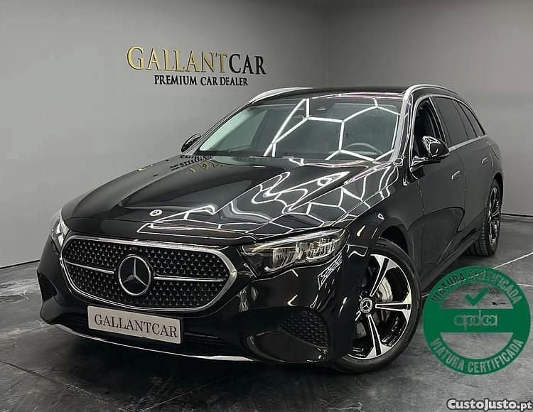 Usado Mercedes E300 Exclusive 320 HP (235 kW) 2024 Preto Sedan