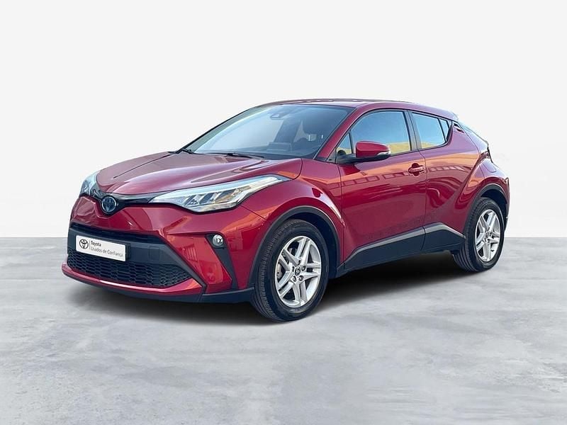 Vermelho (pintura metalizada especial) Usado 2024 Toyota C-HR Comfort SUV | € 32.500 (Preço justo) - Imagem 1/4