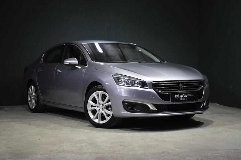Usado Peugeot 508 120 HP (88 kW) 2015 Cinzento Sedan