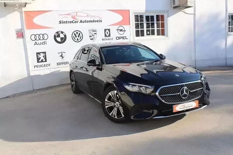 Preto Usado 2024 Mercedes E220 Avantgarde Carrinha | € 48.980 (Bom preço) - Imagem 1/4