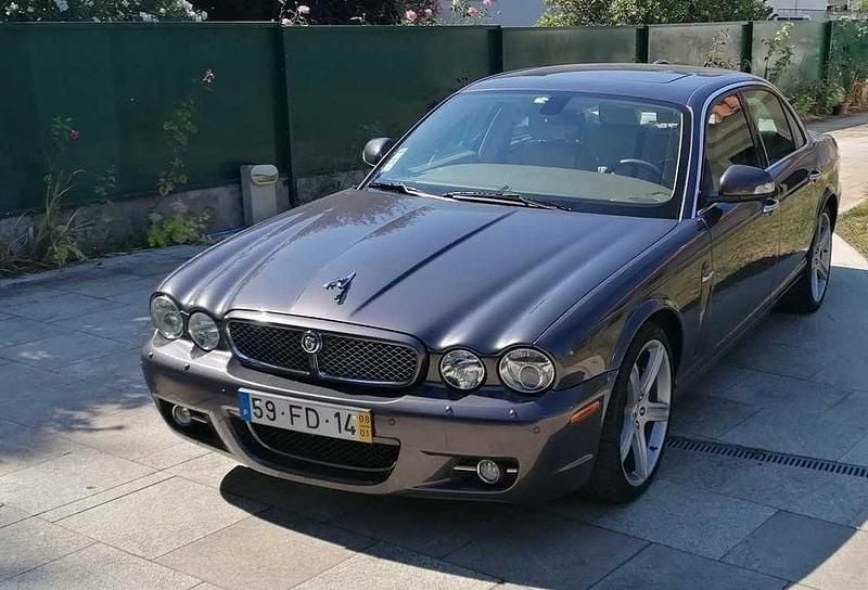 Usado 2008 Jaguar XJ Sovereign Sedan | € 22.000 - Imagem 1/4