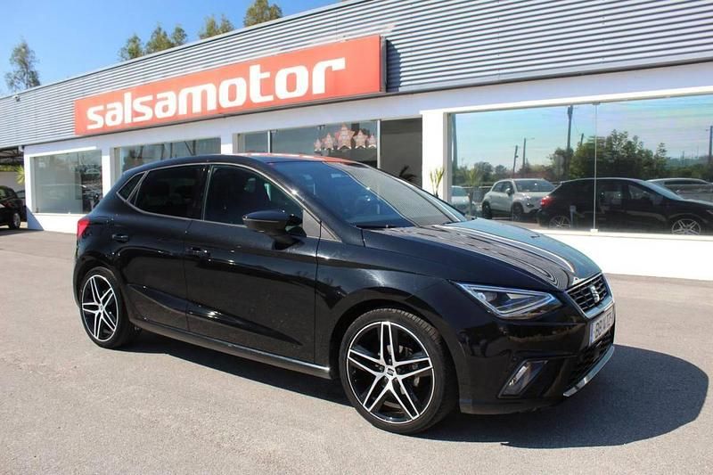 Preto Usado 2023 Seat Ibiza FR | € 17.890 (Caro) - Imagem 1/4