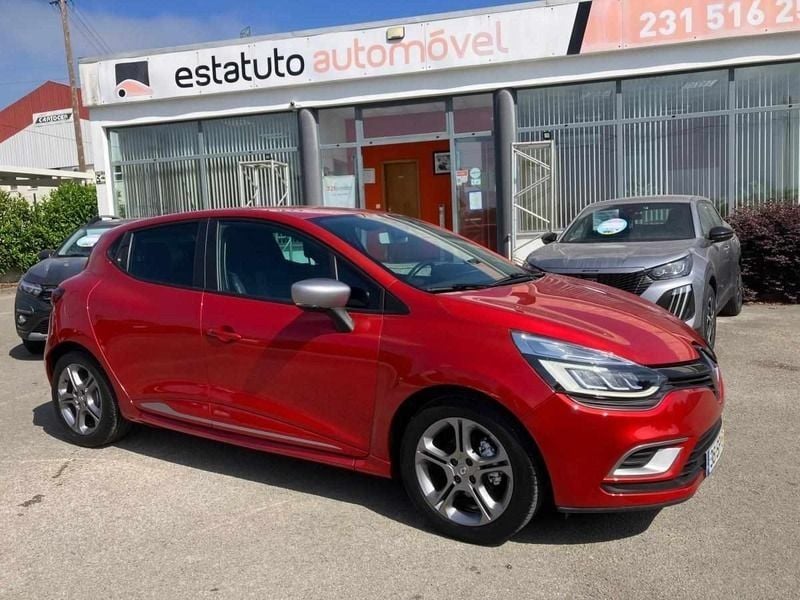 Vermelho Usado 2017 Renault Clio IV | € 13.450 (Preço justo) - Imagem 1/4