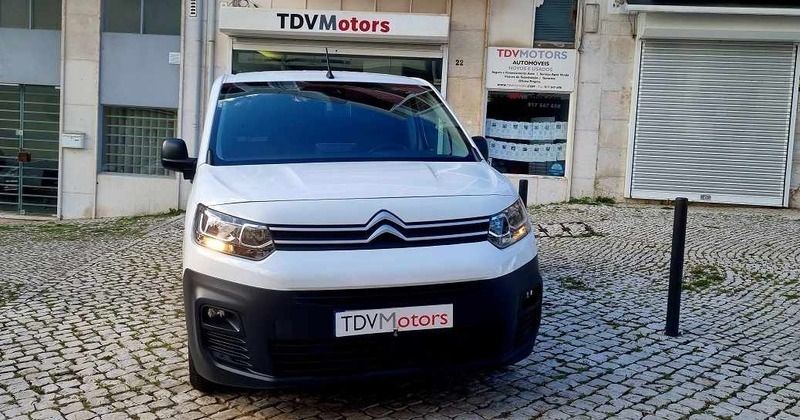 Branco Usado 2020 Citroën Berlingo Monovolume | € 15.900 (Preço elevado) - Imagem 1/4