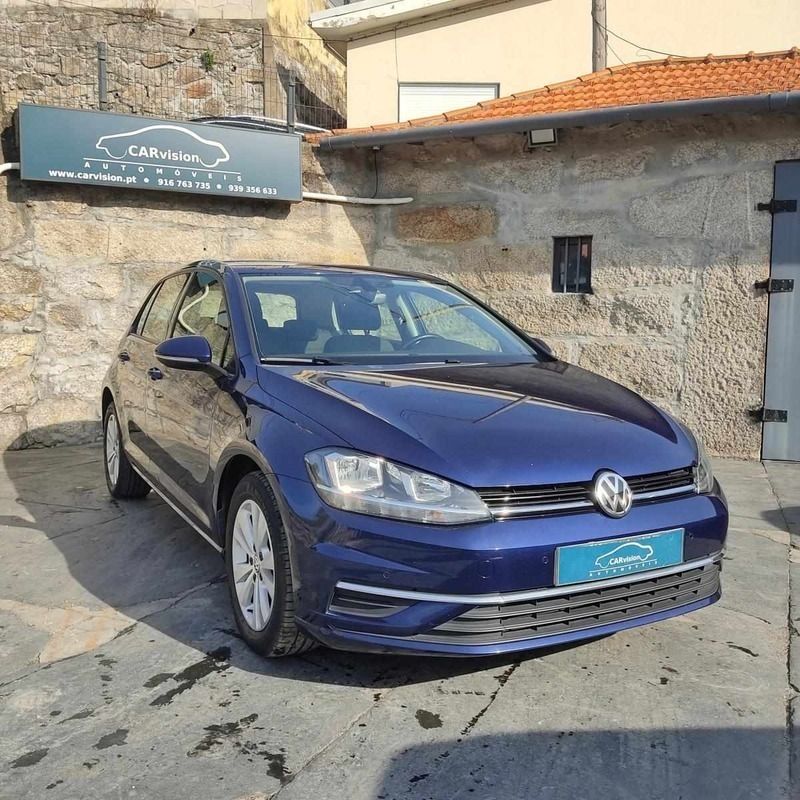 Azul Usado 2019 VW Golf VII | € 14.950 (Preço justo) - Imagem 1/4