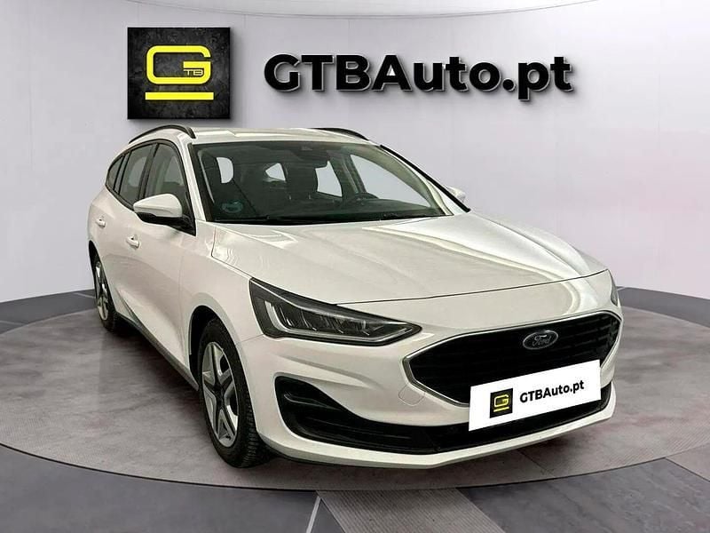 Branco Usado 2022 Ford Focus Carrinha | € 21.499 (Preço justo) - Imagem 1/4