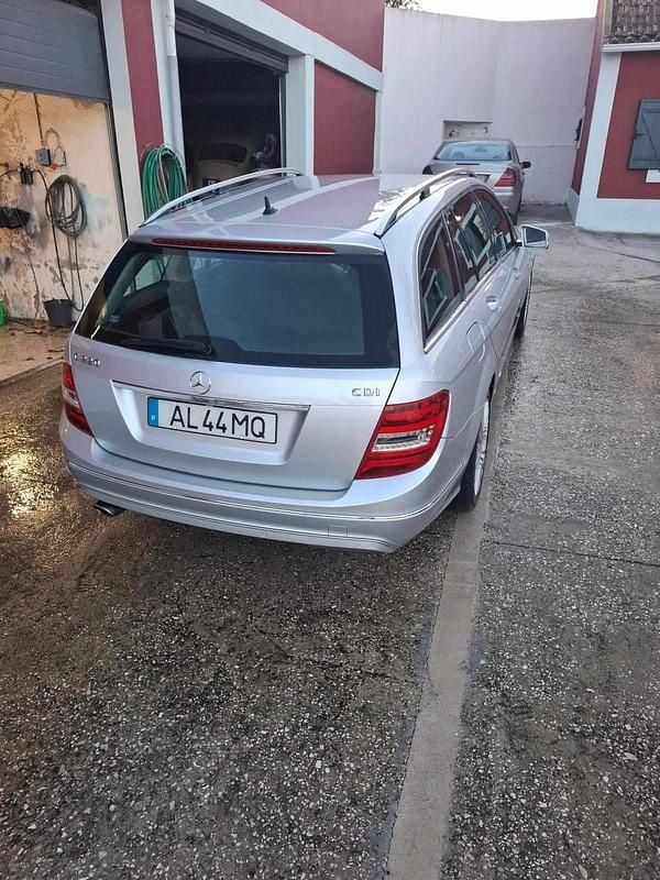 Usado Mercedes C220 170 HP (125 kW) 2012 Cinzento