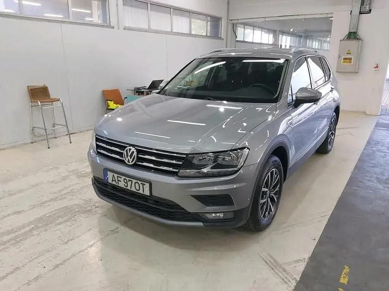 Usado VW Tiguan Allspace 150 HP (110 kW) 2021 Cinza SUV