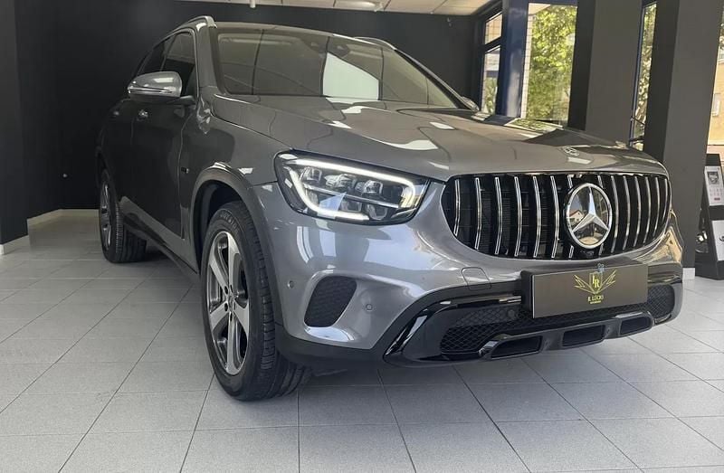 Usado Mercedes GLC300e 320 HP (235 kW) 2021 Cinzento Coupé