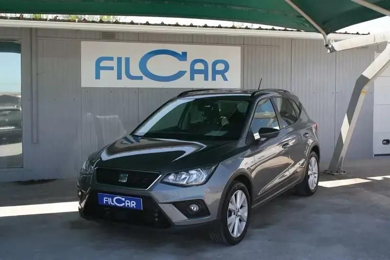 Cinzento Usado 2018 Seat Arona XCELLENCE SUV | € 15.200 (Preço justo) - Imagem 1/4