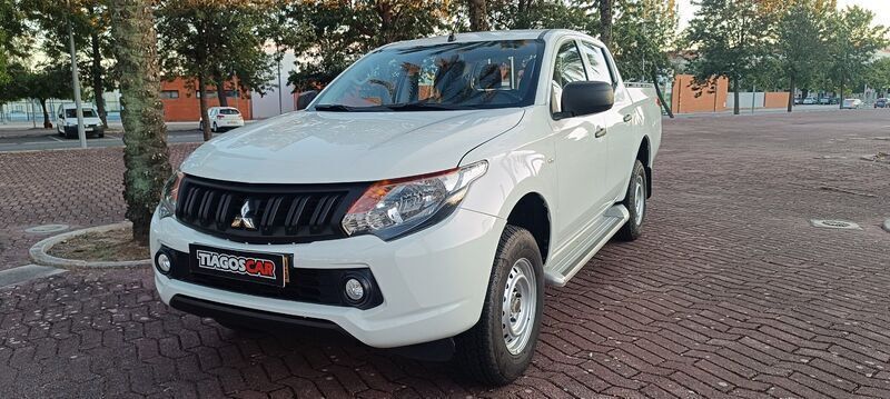 Branco Usado 2019 Mitsubishi L200 Invite Pickup | € 21.350 (Super Preço) - Imagem 1/4
