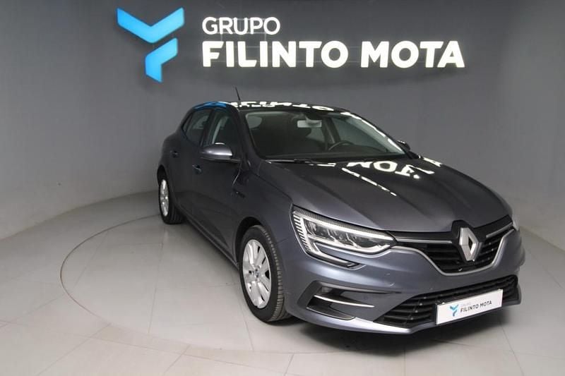 Cinzento Usado 2023 Renault Mégane Equilibre Citadino | € 24.490 - Imagem 1/1