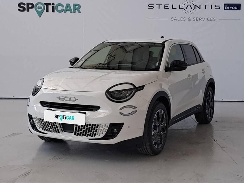 Branco Usado 2024 Fiat 600 La Prima SUV | € 24.900 (Super Preço) - Imagem 1/4