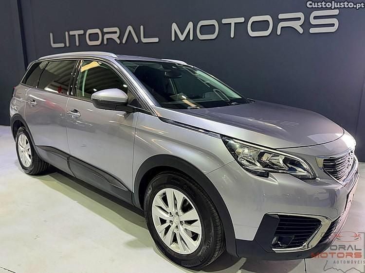 Cinza Usado 2017 Peugeot 5008 Style Monovolume | € 16.900 (Bom preço) - Imagem 1/1