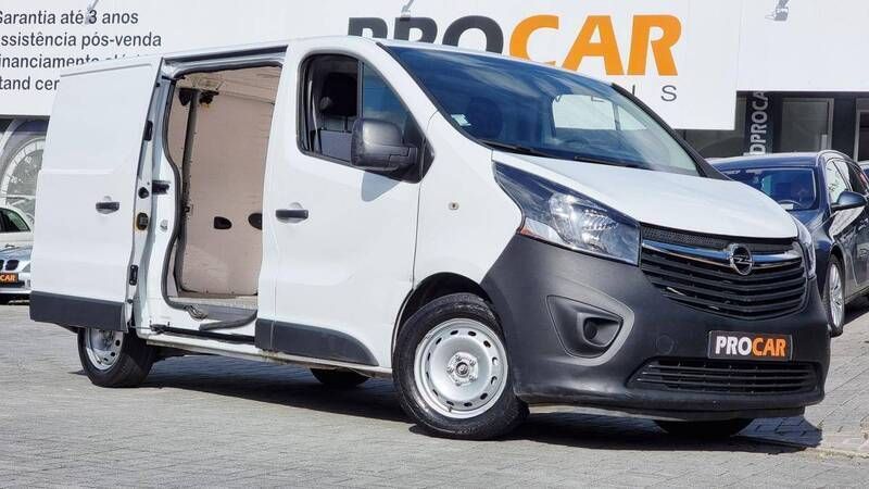 Branco Usado 2018 Opel Vivaro Van | € 13.250 (Bom preço) - Imagem 1/4