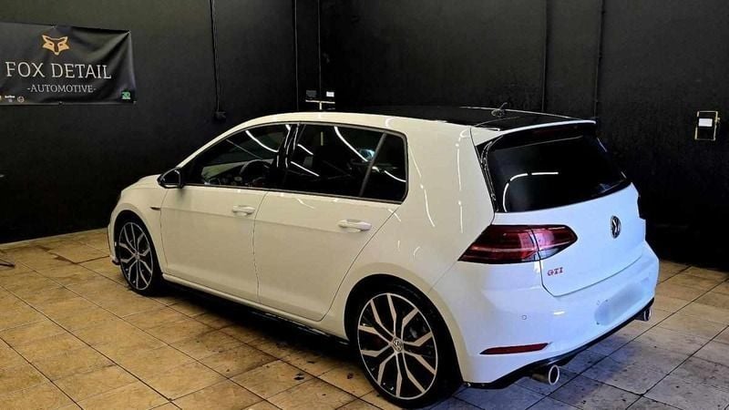 Branco Usado 2019 VW Golf VII GTI Citadino | € 31.850 (Caro) - Imagem 1/4