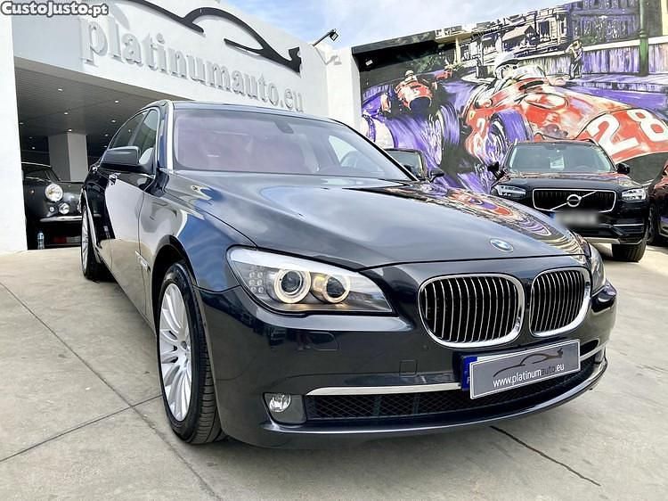 Preto Usado 2010 BMW 750L Sedan | € 28.950 - Imagem 1/1