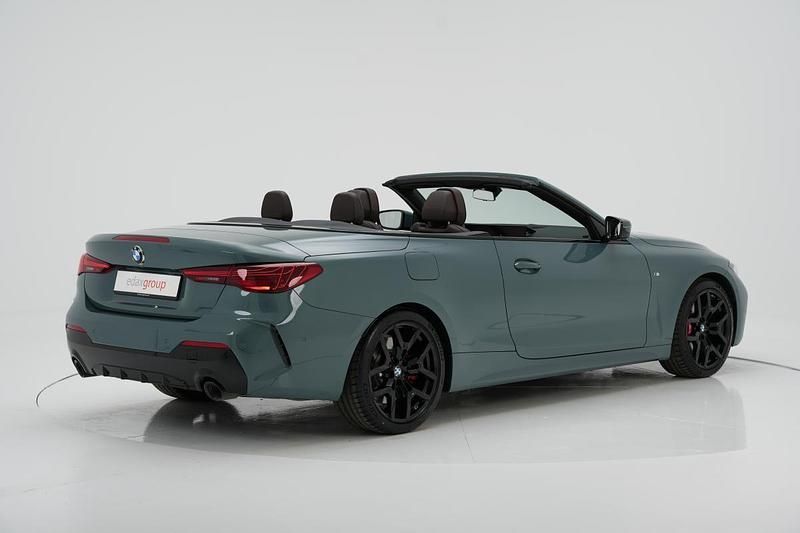 Usado BMW 420 190 HP (139 kW) 2024 Verde Cabrios