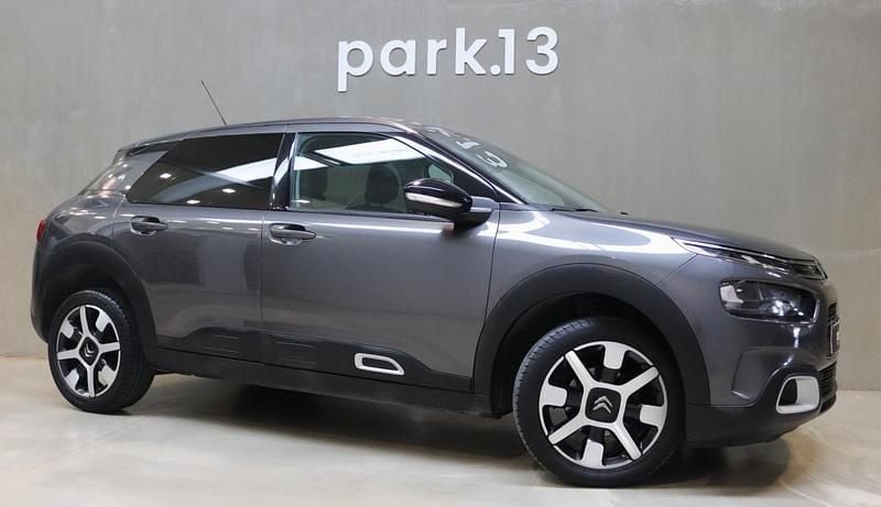 Usado Citroën C4 Cactus 102 HP (75 kW) 2018 Antracite Citadino