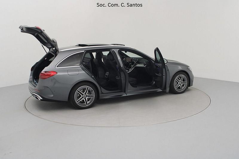 Usado Mercedes C220 AMG 197 HP (144 kW) 2024 Cinza Carrinha