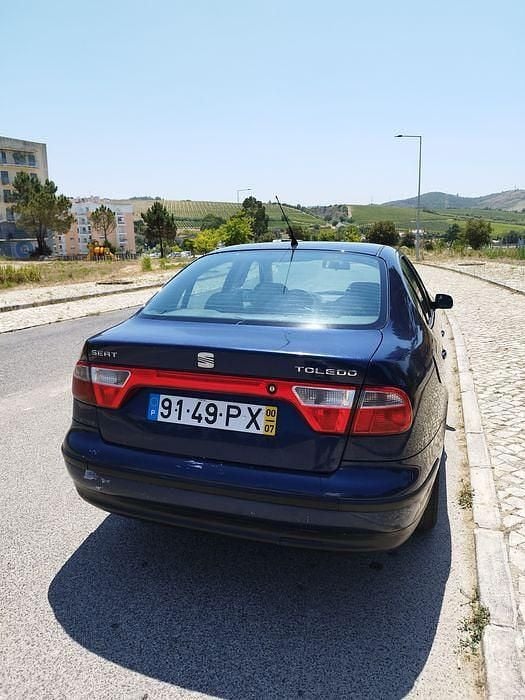 Usado 2000 Seat Toledo Sedan | € 1.500 - Imagem 1/4
