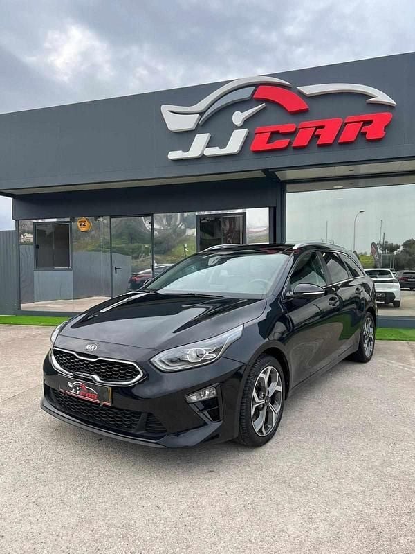 Usado Kia Ceed Sportswagon 120 HP (88 kW) 2019 Preto Carrinha