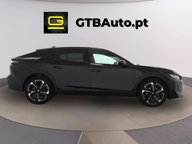 Usado Peugeot 408 Allure 136 HP (100 kW) 2025 Preto SUV