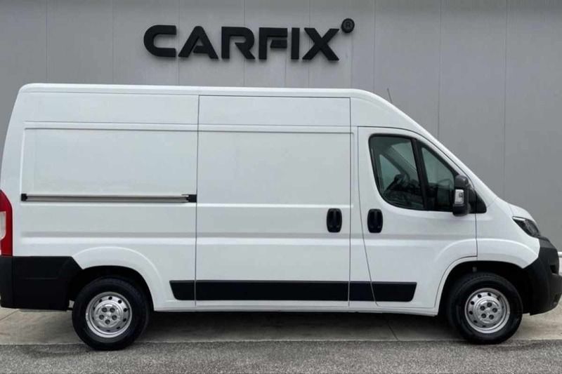 Branco Usado 2019 Peugeot Boxer Van | € 23.499 - Imagem 1/4