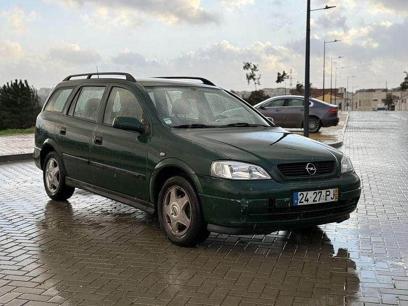 Usado Opel Astra 2000 Sedan