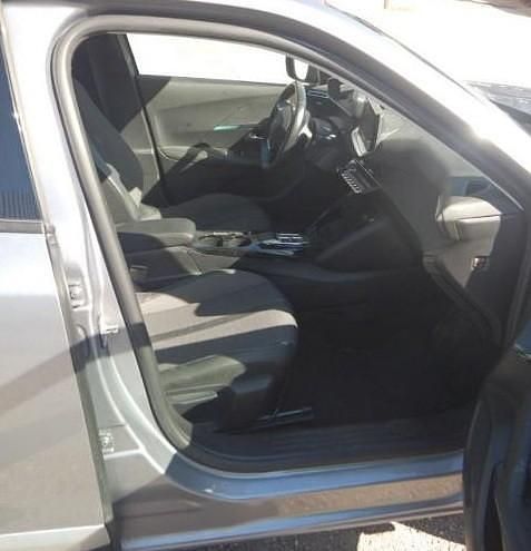 Usado Peugeot e-2008 Allure 100 kW (136 HP) 2022 Cinza SUV