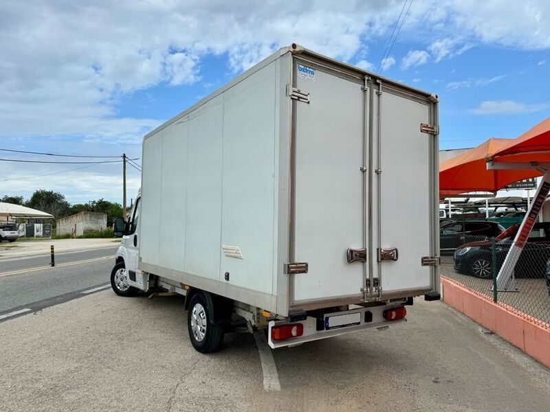 Usado Fiat Ducato 160 HP (117 kW) 2021 Branco Van