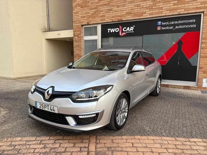 Cinzento Usado 2015 Renault Mégane GrandTour Carrinha | € 8.500 (Preço justo) - Imagem 1/4
