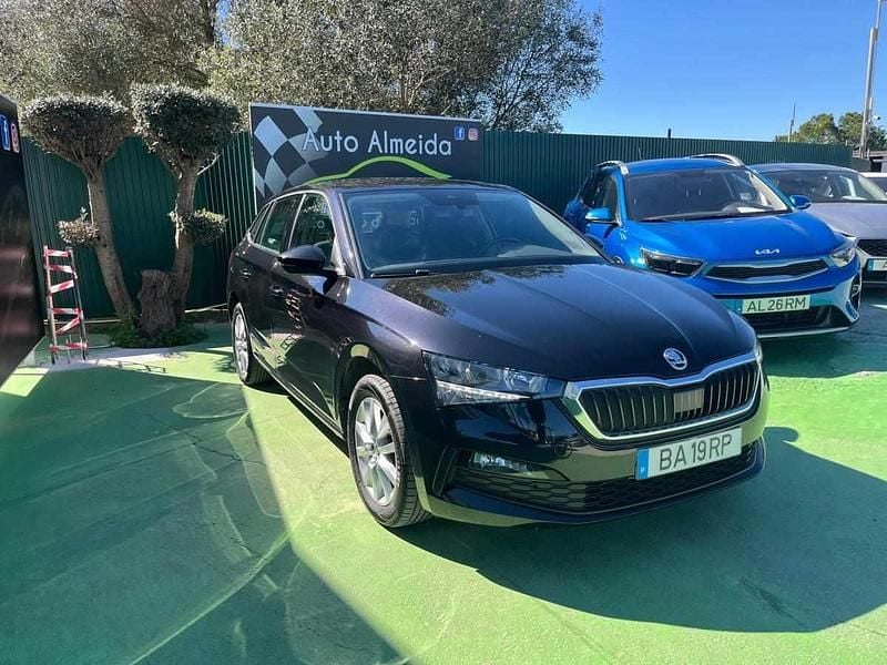Usado Skoda Scala 110 HP (80 kW) 2023 Preto Citadino