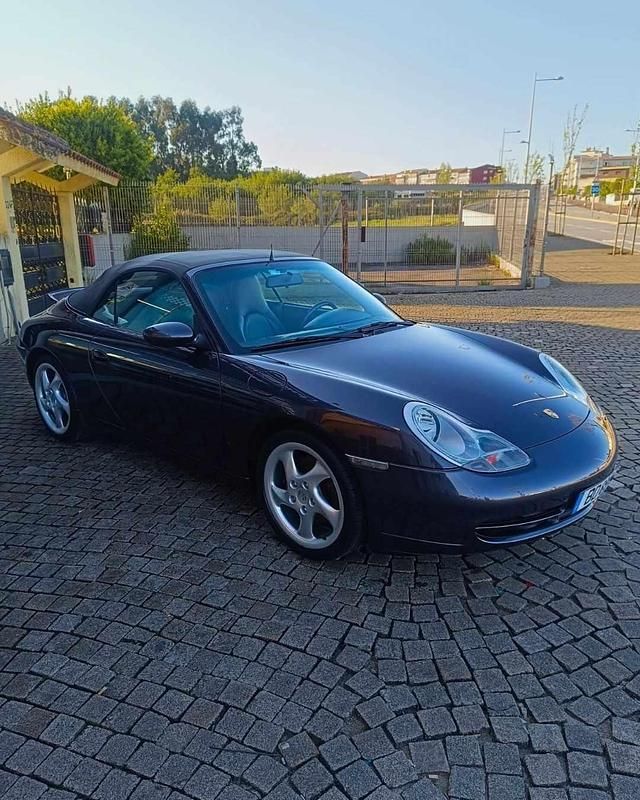 Usado Porsche 911 300 HP (220 kW) 2000 Cinzento