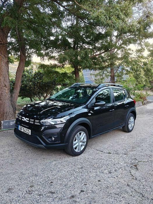 Usado 2023 Dacia Sandero Expression Citadino | € 17.000 (Preço justo) - Imagem 1/4