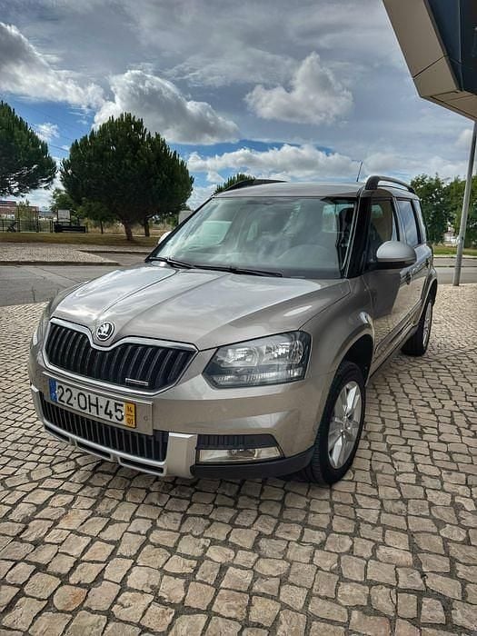 Usado 2014 Skoda Yeti Elegance SUV | € 11.000 - Imagem 1/4
