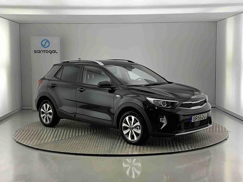 Preto Usado 2025 Kia Stonic SUV | € 17.990 (Preço justo) - Imagem 1/4