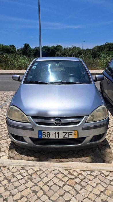 Usado 2004 Opel Corsa Sedan | € 2.750 (Preço justo) - Imagem 1/4
