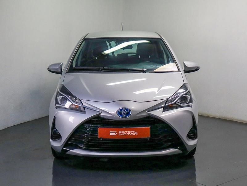 Usado Toyota Yaris Hybrid Active 100 HP (73 kW) 2019 Cinza
