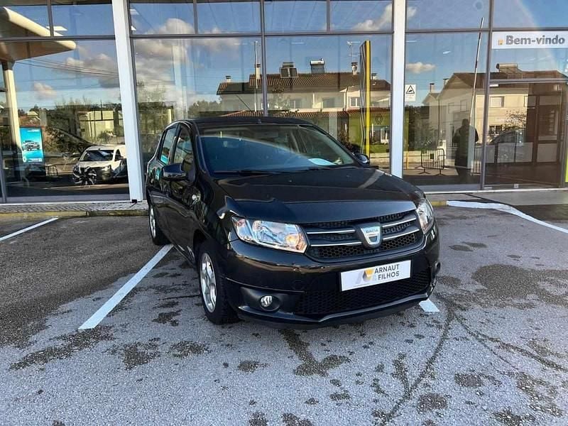 Preto Usado 2016 Dacia Sandero | € 8.500 (Bom preço) - Imagem 1/4