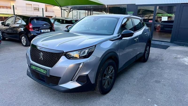 Cinzento Usado 2022 Peugeot 2008 SUV | € 16.900 (Bom preço) - Imagem 1/4