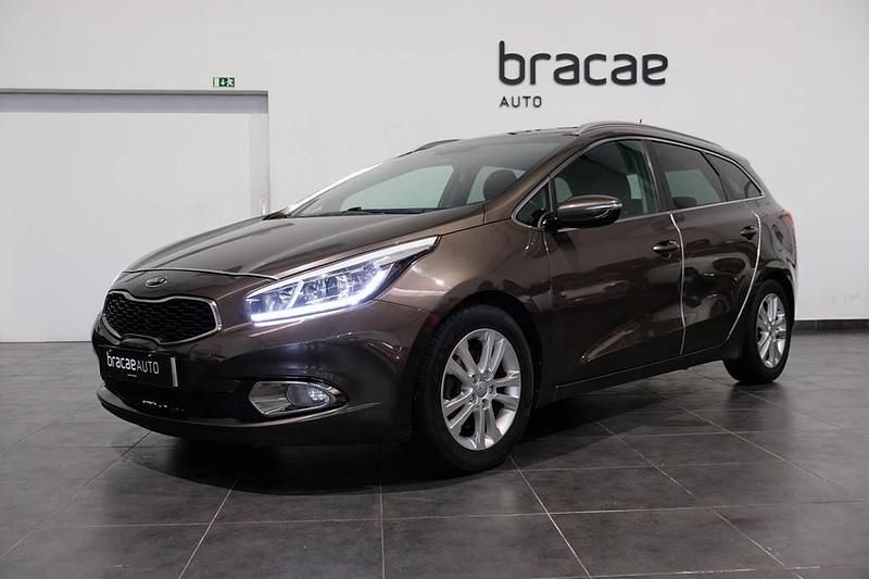 Usado Kia Ceed Sportswagon 128 HP (94 kW) 2013 Outra Carrinha