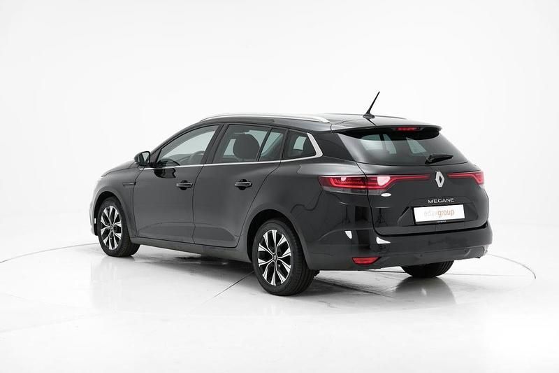 Usado Renault Mégane GrandTour LIMITED 115 HP (84 kW) 2021 Preto Carrinha