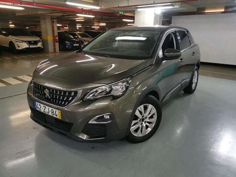Usado Peugeot 3008 Active 130 HP (95 kW) 2019 Cinza SUV