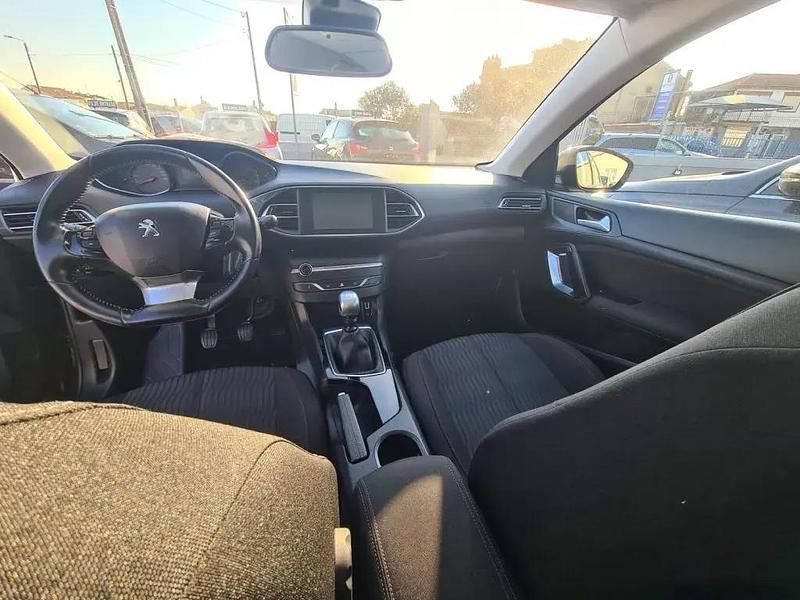 Usado Peugeot 308 SW Access 120 HP (88 kW) 2017 Cinza Carrinha