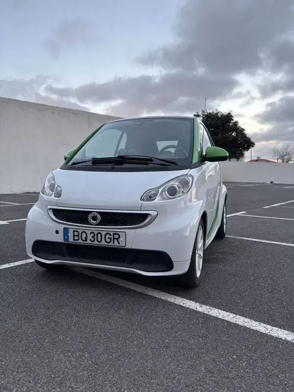 Branco Usado 2014 Smart ForTwo Electric Drive Edition Citybeam | € 7.900 - Imagem 1/4