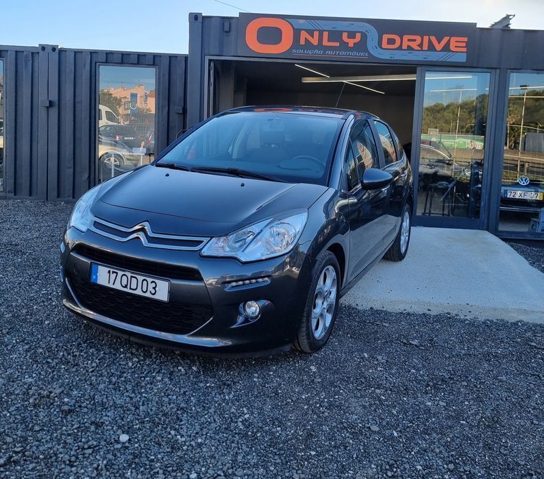 Usado 2015 Citroën C3 PureTech Citadino | € 7.999 (Preço justo) - Imagem 1/4